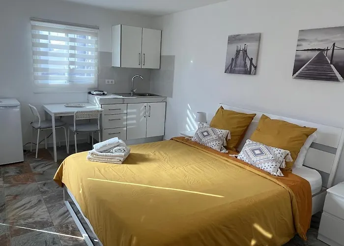 La Luz Casa de Campo